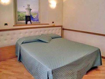 Hotel Regina Margherita 3*